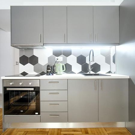 Majestic Flat With Huge Terrace In The City Center Atena Exterior foto