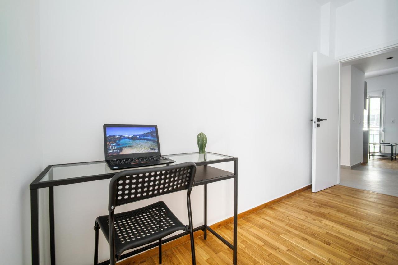 Majestic Flat With Huge Terrace In The City Center Atena Exterior foto