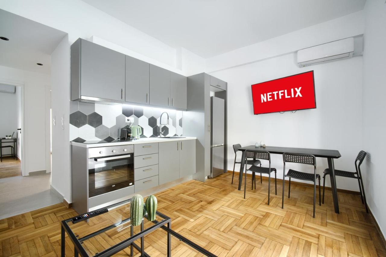 Majestic Flat With Huge Terrace In The City Center Atena Exterior foto