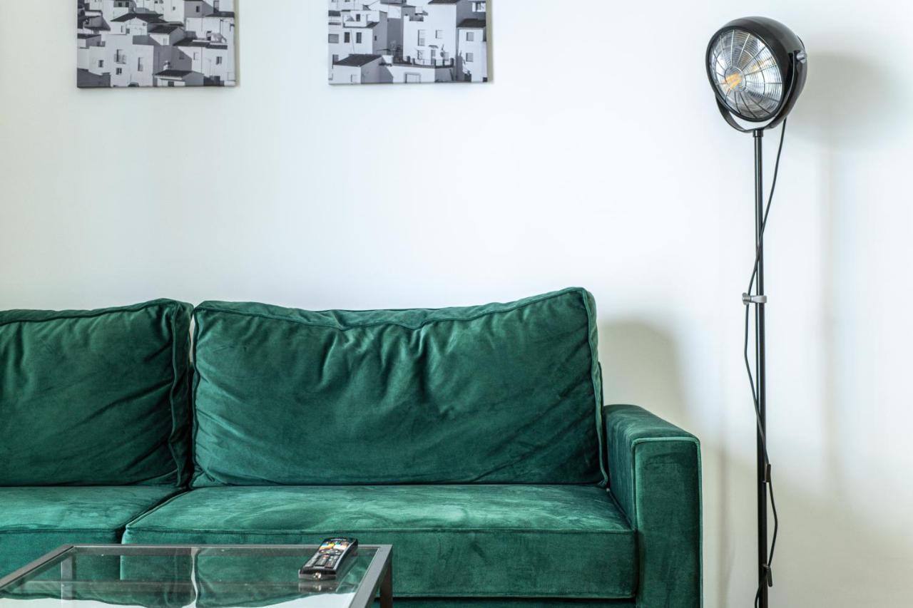 Majestic Flat With Huge Terrace In The City Center Atena Exterior foto