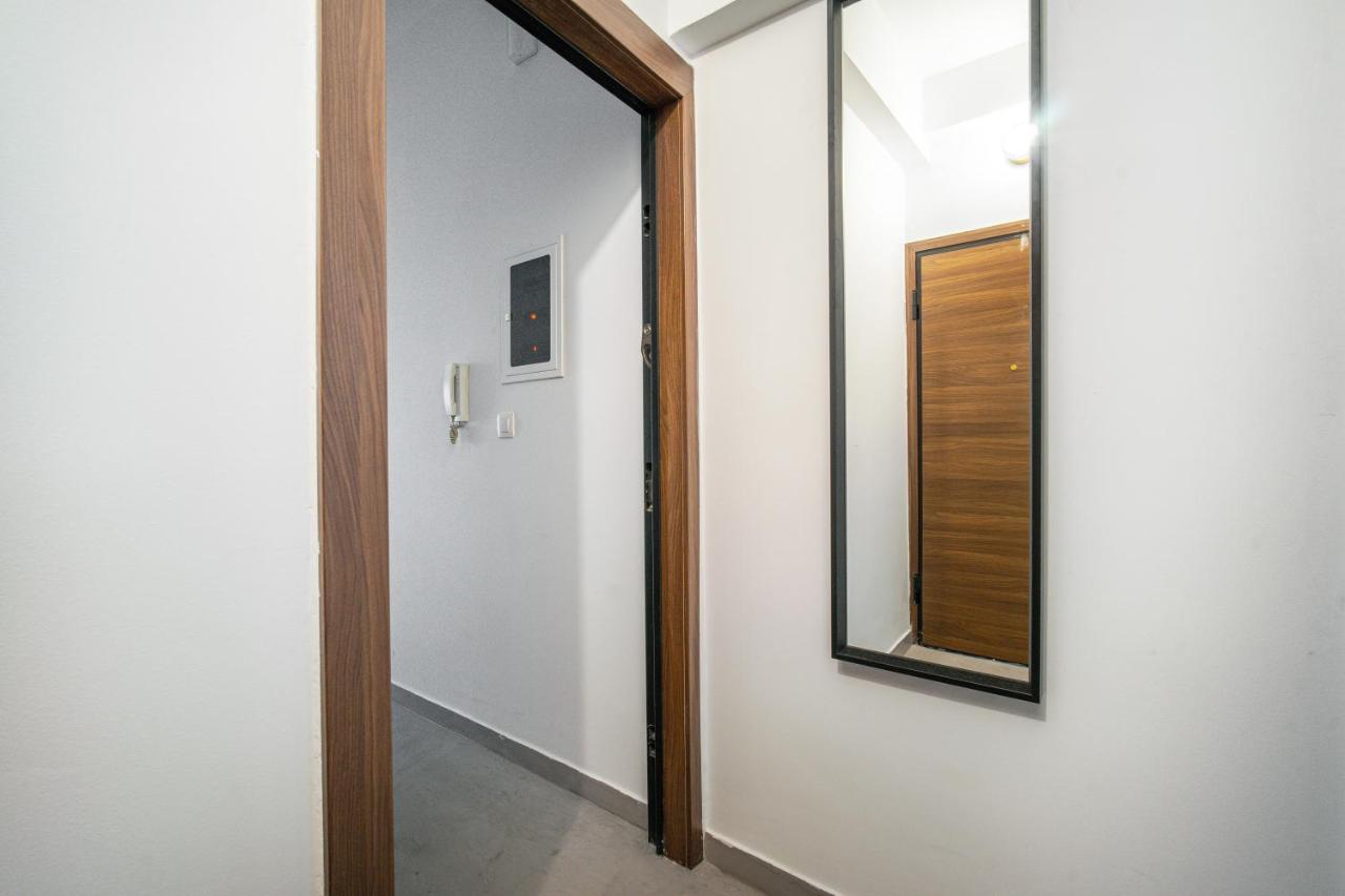 Majestic Flat With Huge Terrace In The City Center Atena Exterior foto